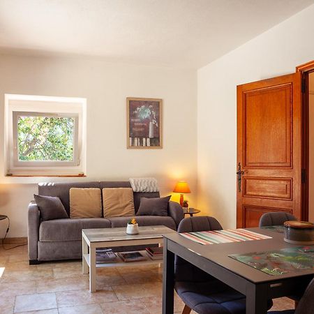Somptueux Appartement Avec Jardin Cassis Bagian luar foto