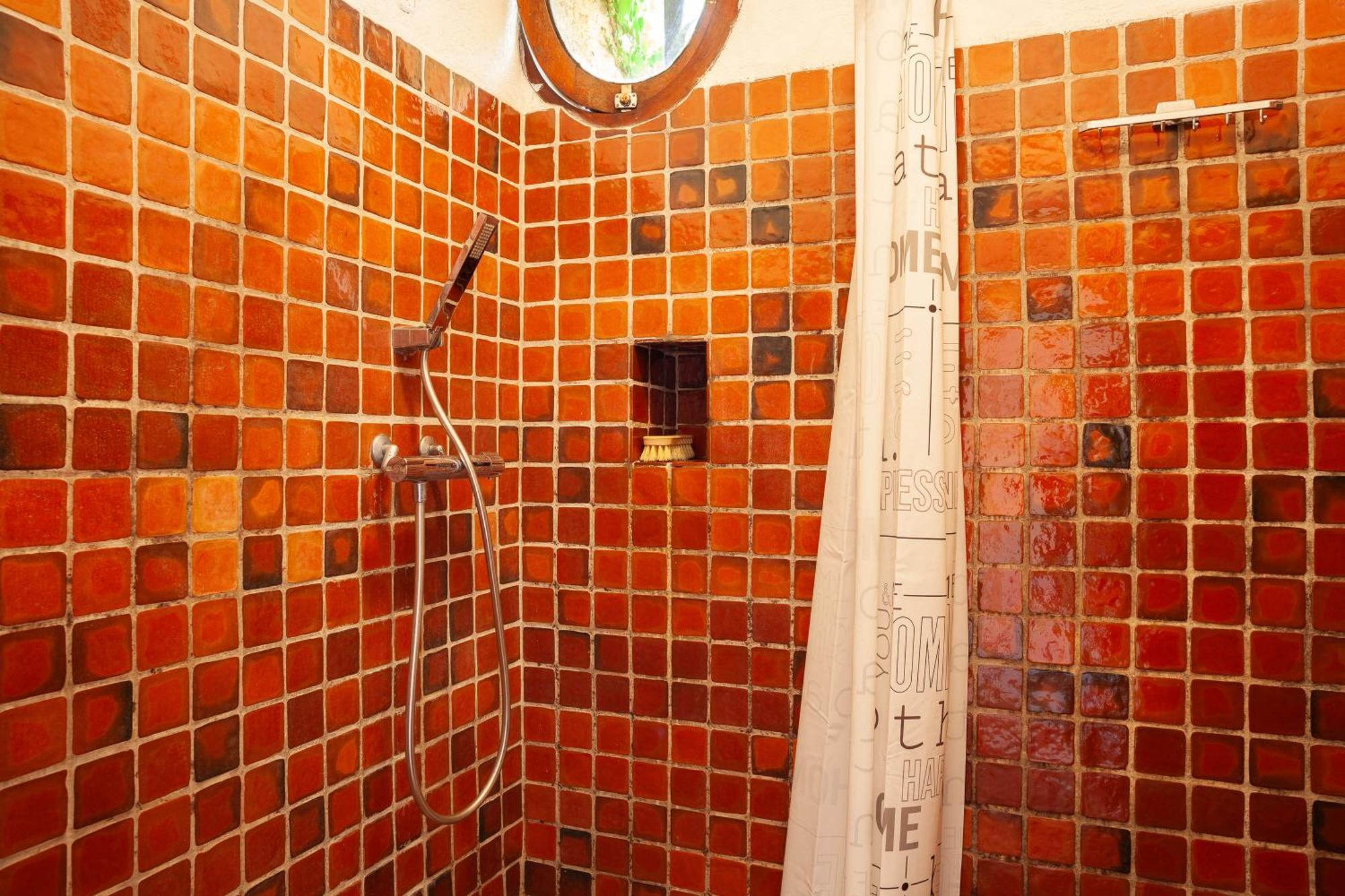 Somptueux Appartement Avec Jardin Cassis Bagian luar foto