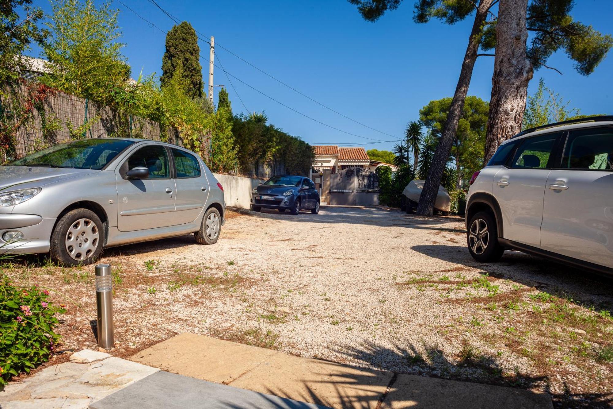 Somptueux Appartement Avec Jardin Cassis Bagian luar foto